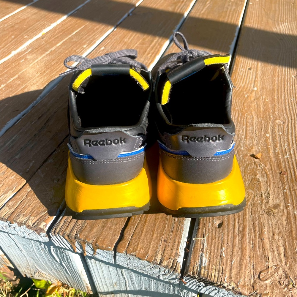 Reebok classics - Picture 2 of 4